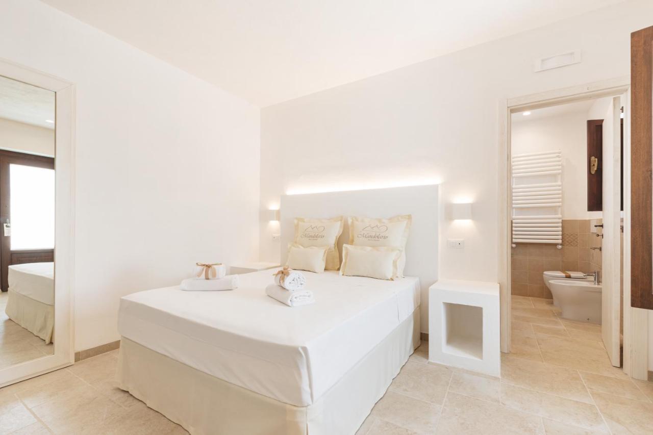 Mandolario Trulli Resort Martina Franca Eksteriør billede